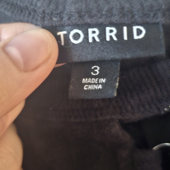 Torrid Tank Top - Picture 3 of 3